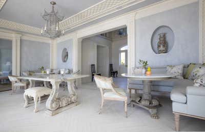 Traditional Vacation Home Entry and Hall. Palm Beach Estate by Solis Betancourt & Sherrill.