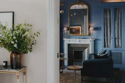  English Country Eclectic Family Home Lobby and Reception. Holland Park  by Studio Duggan.