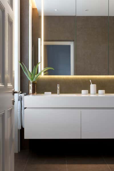  Contemporary Family Home Bathroom. Restoration of a Victorian House by Mario Mazzer Architects.