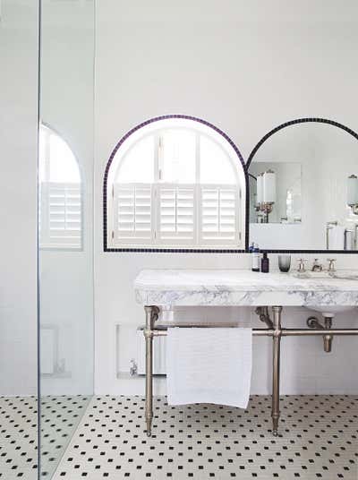  Contemporary Family Home Bathroom. London Townhouse by Suzy Hoodless.