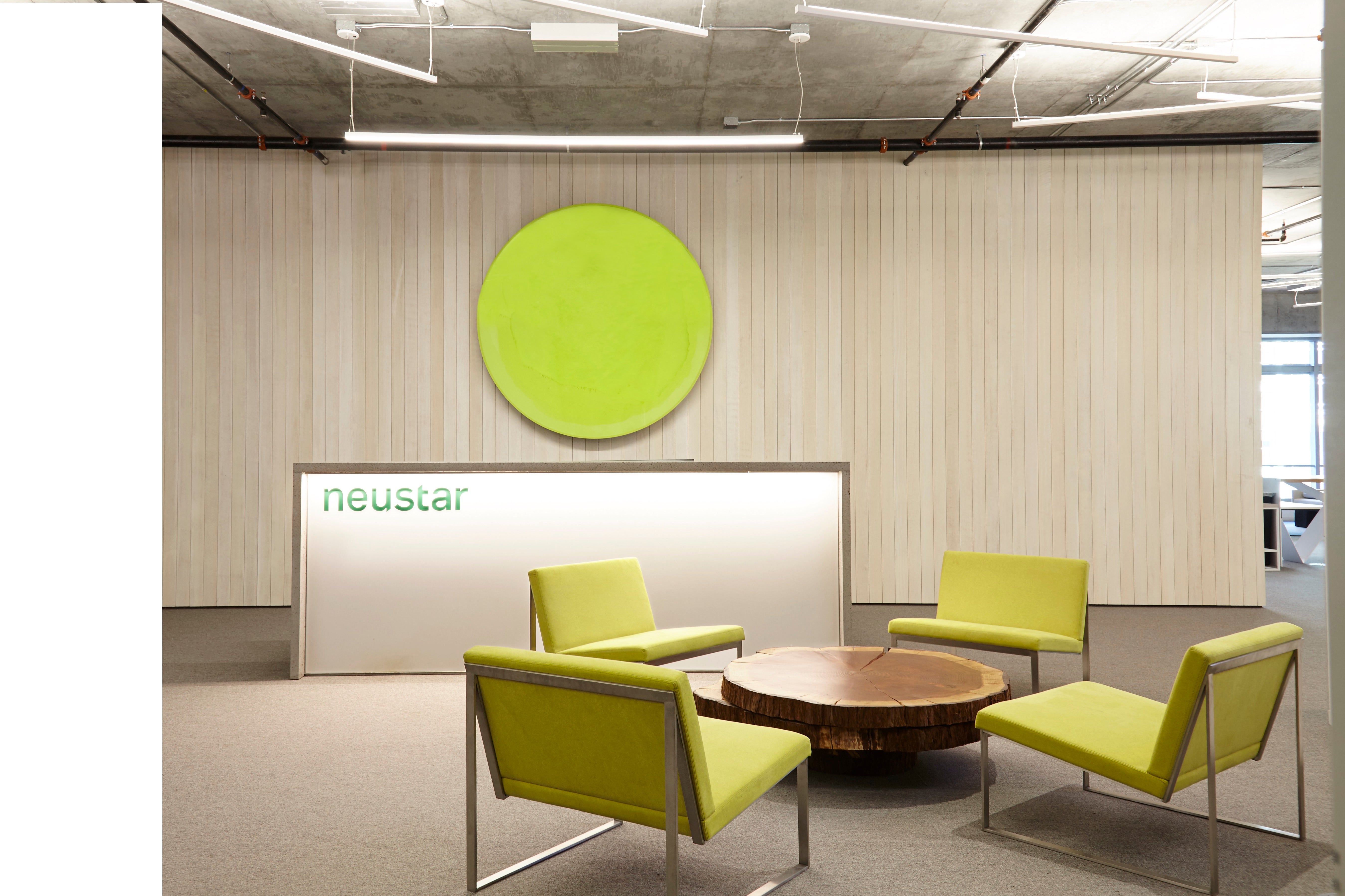 Modern Lobby and Reception