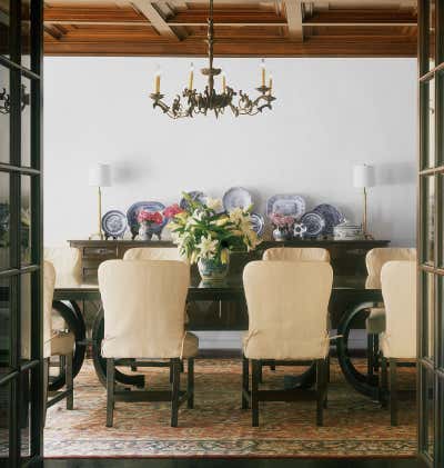  Traditional Family Home Dining Room. Arden/Beverly Hills by Kerry Joyce Associates, Inc..