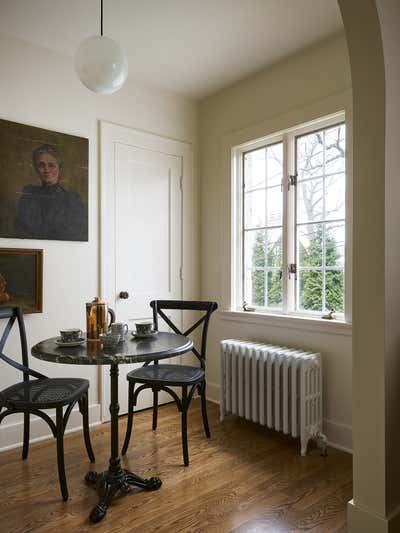  Cottage Dining Room. Coach House by reDesign home C H I C A G O.