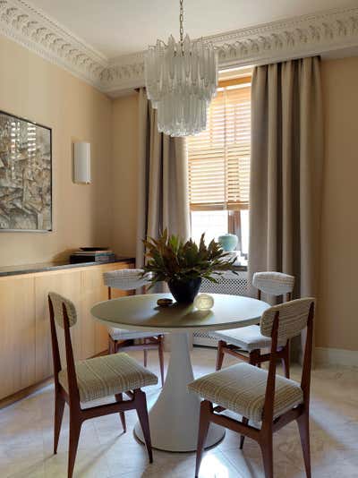  Eclectic Apartment Dining Room. White Apartment  by Irakli Zaria Interiors.