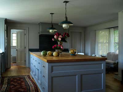  Traditional Family Home Kitchen. Farmington Valley Greek Revival  by Hendricks Churchill.