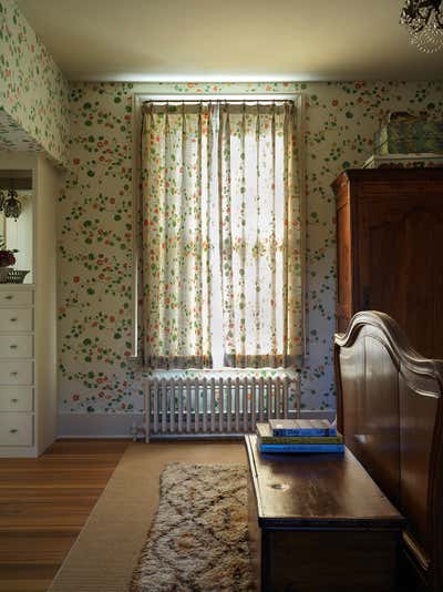  Traditional Family Home Bedroom. Farmington Valley Greek Revival  by Hendricks Churchill.