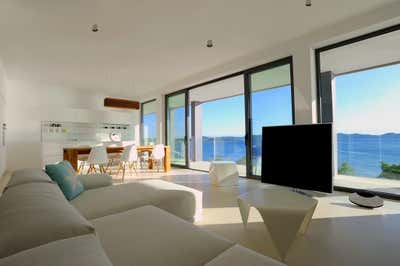  Beach Style Living Room. Dalmatia Beach by Viktor Udzenija Architecture + Design.