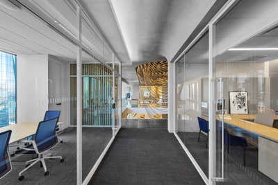  Contemporary Office Entry and Hall. 55 Hudson Yards by Schiller Projects.