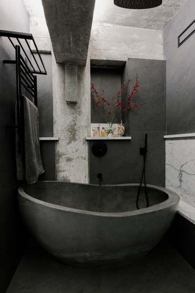  Industrial Family Home Bathroom. Williamsburg Loft  by Jae Joo Designs.