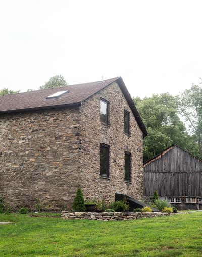  Country Country House Exterior. CALLICOON STONE HOUSE by General Assembly .