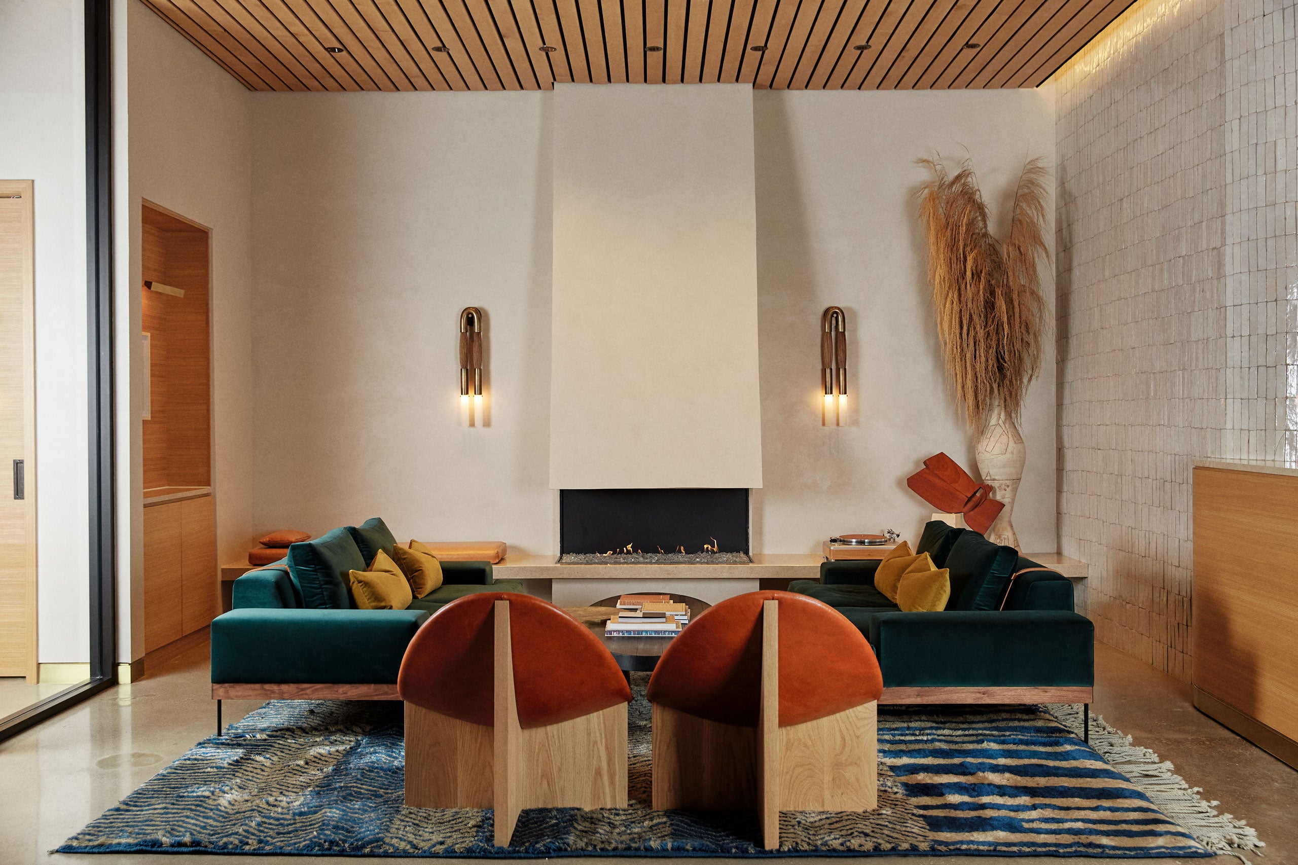 Organic Lobby and Reception