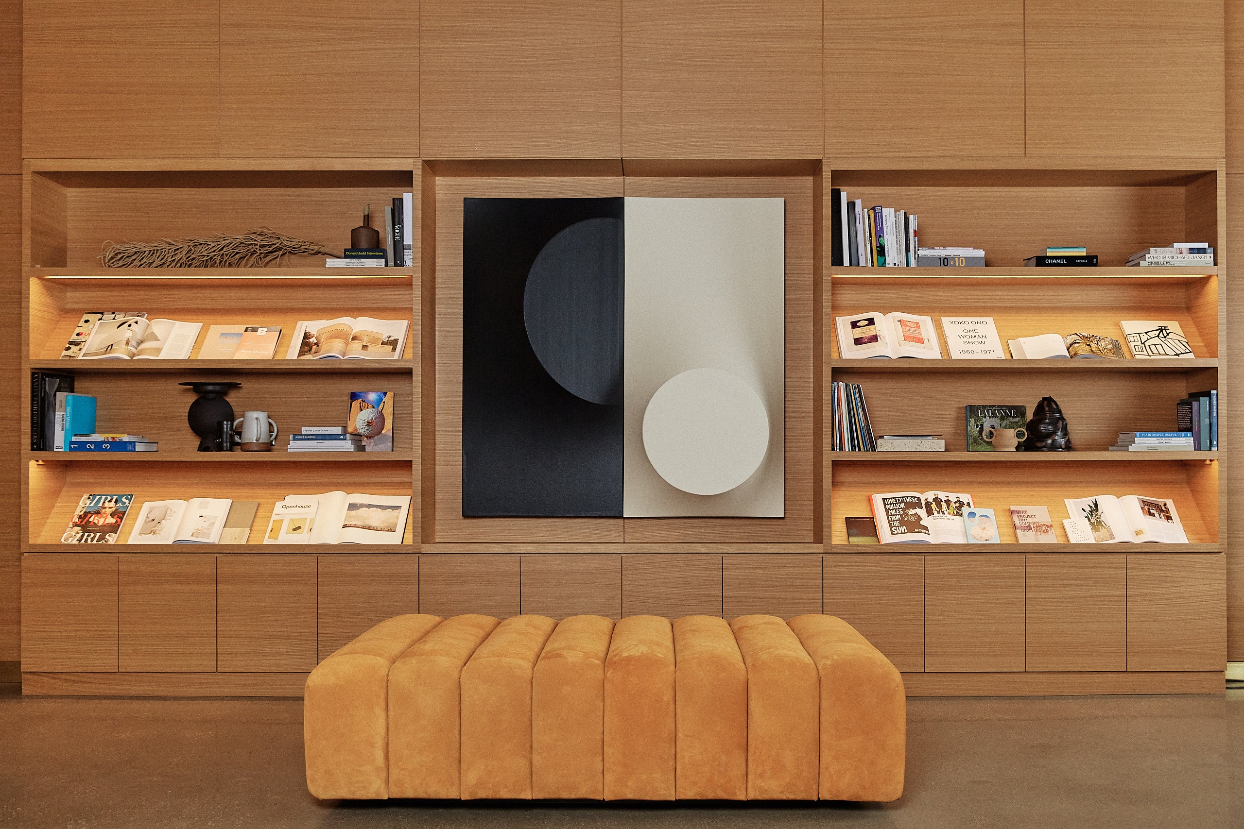 Organic Lobby and Reception