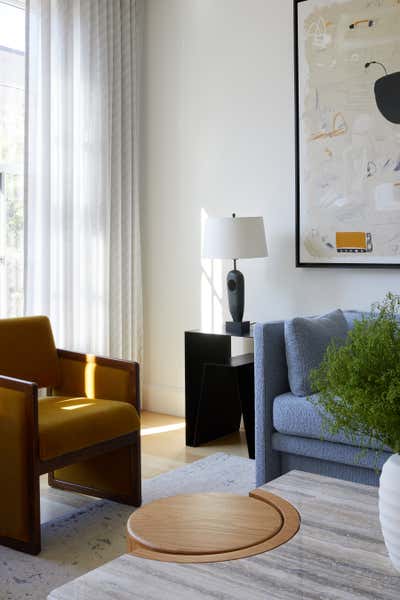  Minimalist Family Home Living Room. Boerum Hill Townhouse by GRISORO studio.