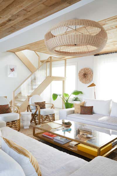  Beach Style Coastal Beach House Living Room. Hamptons Bay Front by Jessica Gething Design.