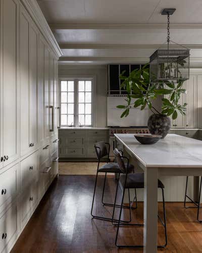  Country Preppy Family Home Kitchen. Grandview by Sean Anderson Design.