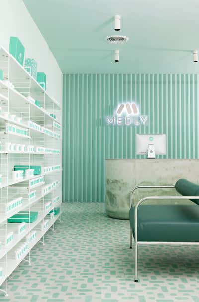  Healthcare Workspace. Medly Pharmacy by Sergio Mannino Studio.