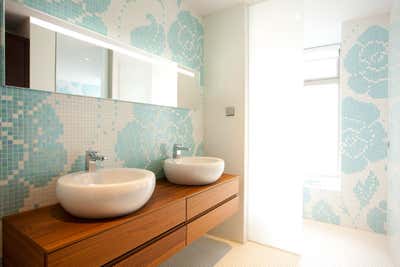  Contemporary Bathroom. Green Apartment by Sergio Mannino Studio.