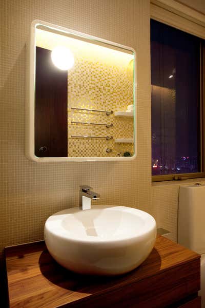  Contemporary Bathroom. Green Apartment by Sergio Mannino Studio.