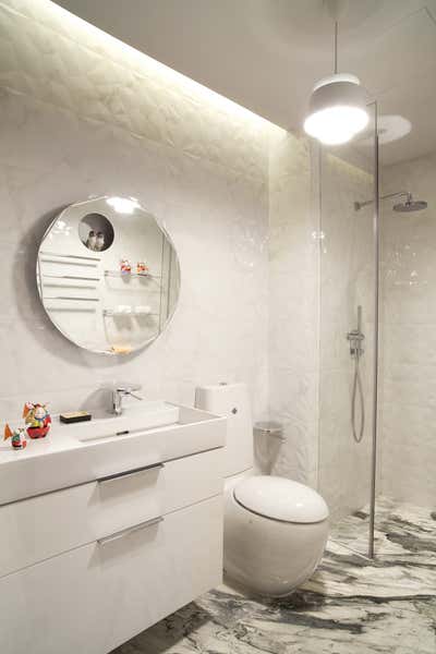 Contemporary Apartment Bathroom. Millenia Apartment by Sergio Mannino Studio.