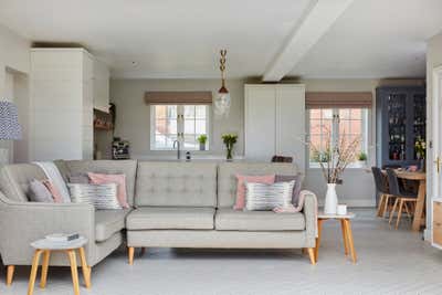  Transitional Family Home Open Plan. Contemporary Family Home by Bayswater Interiors.