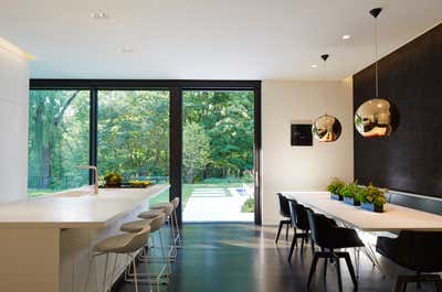  Minimalist Family Home Kitchen. Ravine House by Robbins Architecture.