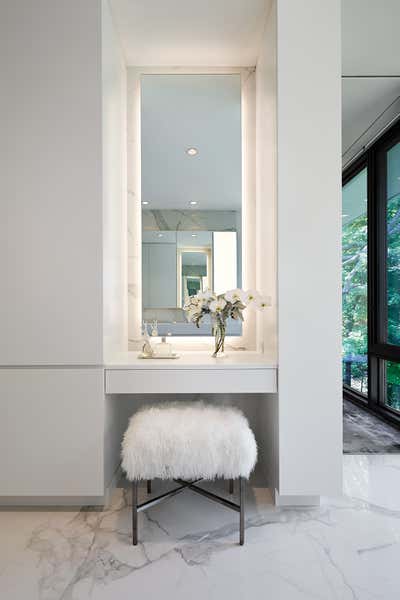  Modern Family Home Bathroom. Ravine House by Robbins Architecture.