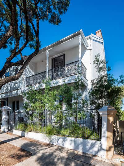  Eclectic Family Home Exterior. Marrickville Terrace by Baldwin & Bagnall.