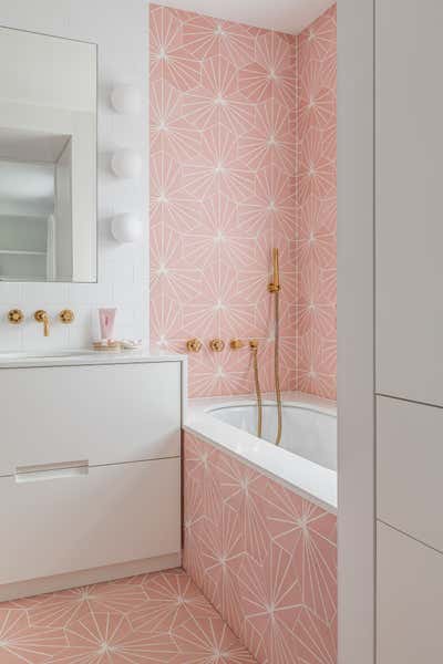  Eclectic Modern Family Home Bathroom. Holland Park by Samantha Todhunter Design Ltd..