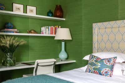  Modern Family Home Bedroom. Holland Park by Samantha Todhunter Design Ltd..