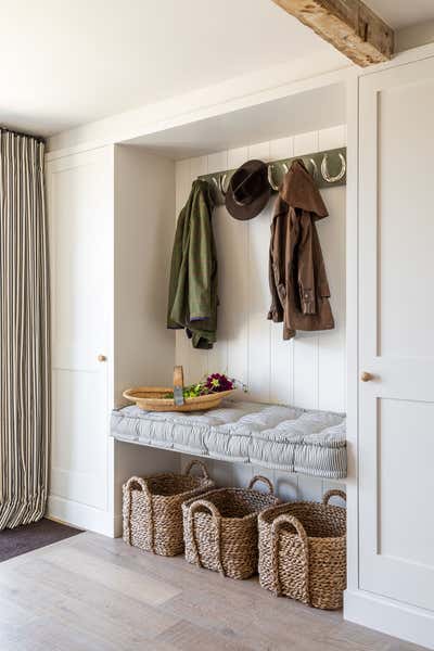  Country Farmhouse Country House Entry and Hall. Dorset Barns by Samantha Todhunter Design Ltd..