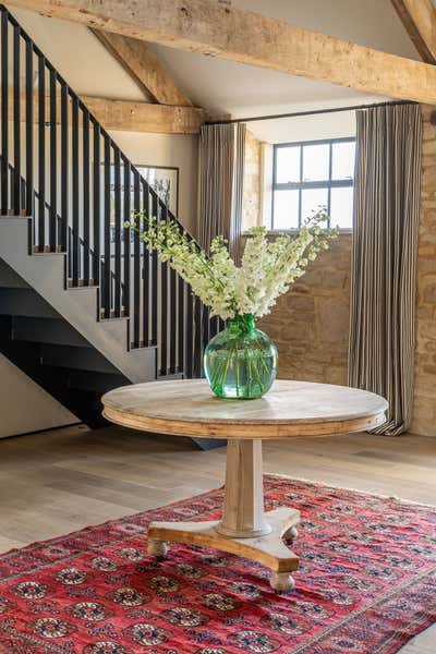  Rustic Country House Entry and Hall. Dorset Barns by Samantha Todhunter Design Ltd..