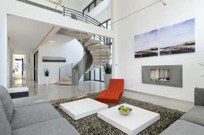  Minimalist Family Home Living Room. Ultra-Modern Palo Alto Home by Maydan Architects.