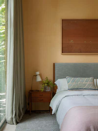  Mid-Century Modern Bedroom. DILIDO by Sandra Weingort Design & Interiors.
