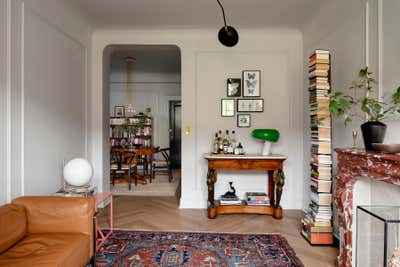 Transitional Living Room. Phelps Place by Nicholas Potts Studio.