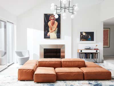  Modern Vacation Home Living Room. Shutter Lane by Revamp Interior Design.