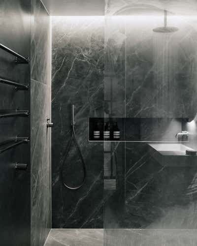  Minimalist Mid-Century Modern Family Home Bathroom. The Boltons Residence by Originate Architects.