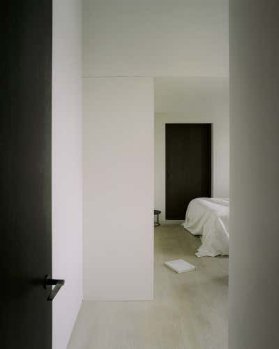  Scandinavian Bachelor Pad Bedroom. Regent's Park Loft by Originate Architects.