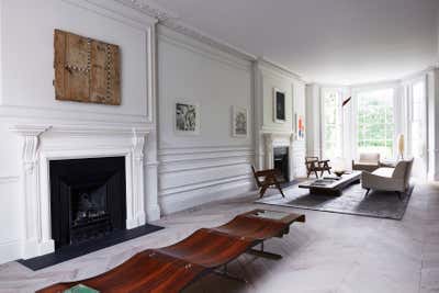  Minimalist Living Room. Little Venice Residence by Originate Architects.