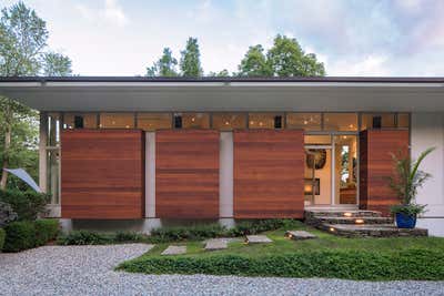  Modern Country House Exterior. Modern Country House by White Webb LLC.