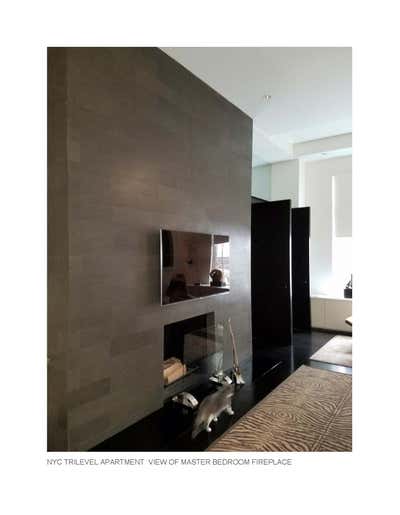 Modern Apartment Bedroom. NYC TRILEVEL APARTMENT by Christine A.L. Restaino Architect P.C..