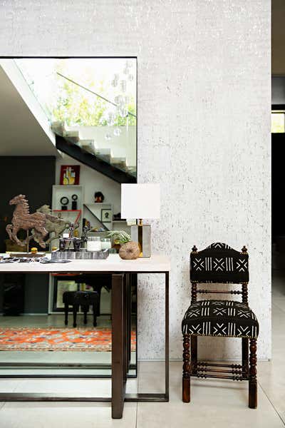  Bohemian Industrial Bachelor Pad Entry and Hall. West Hollywood  by Peti Lau Inc.