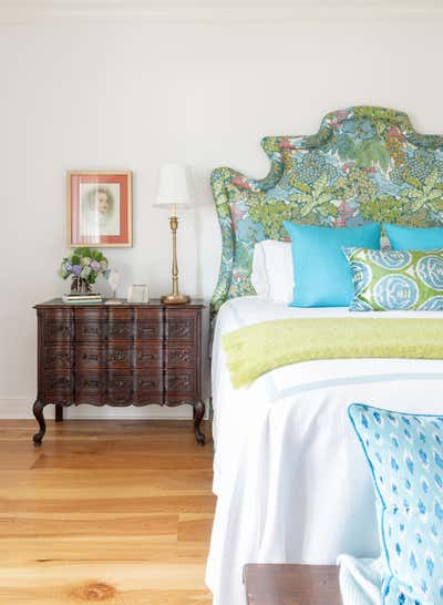  Traditional Vacation Home Bedroom. Austin Second Home by Kim Armstrong interior design.