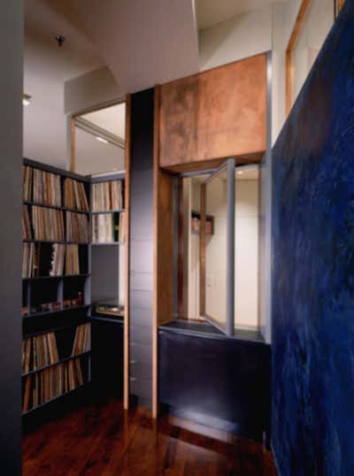  Modern Apartment Living Room. TRIBECA LOFT RESIDENCE by Christine A.L. Restaino Architect P.C..