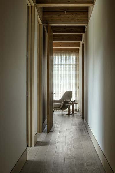  Asian Contemporary Vacation Home Entry and Hall. Kanzan by Lucas.