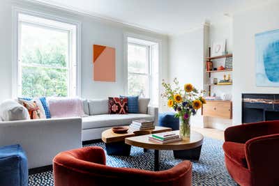  Mid-Century Modern Family Home Living Room. Brooklyn Heights Townhouse by Lucy Harris Studio.
