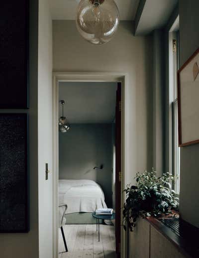  Contemporary Craftsman Apartment Bedroom. Pied à Terre by Retrouvius.