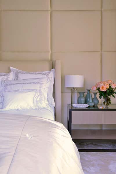  Transitional Apartment Bedroom. It's All in the Mix by Vicente Wolf Associates, Inc..