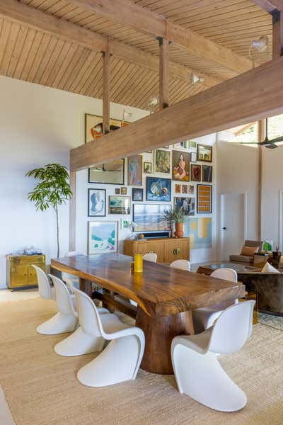  Coastal Beach Style Family Home Dining Room. Tropical Twist  by Studio Palomino.