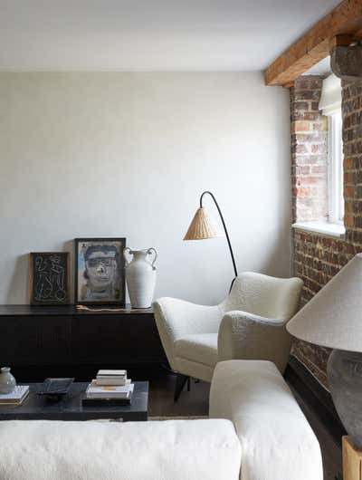  Craftsman Apartment Living Room. Archers Warehouse by FARE INC.