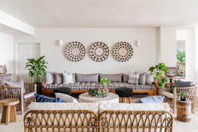  Mediterranean Tropical Vacation Home Open Plan. Bayside Court by KitchenLab | Rebekah Zaveloff Interiors.